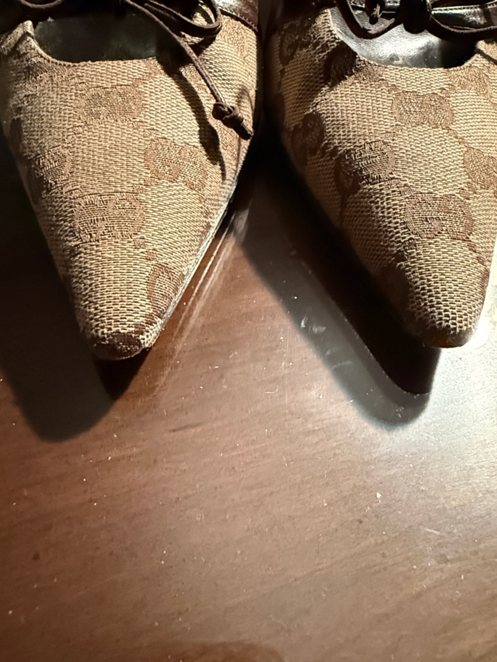 Gucci Brown GG Canvas Pointed Mules with Bow Trim - Picture 9 of 11
